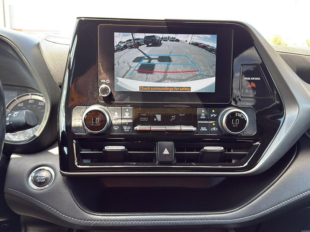 used 2023 Toyota Highlander car, priced at $33,983