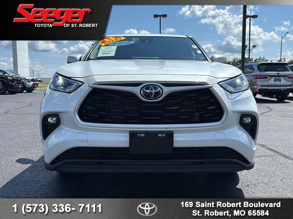 used 2023 Toyota Highlander car, priced at $33,983