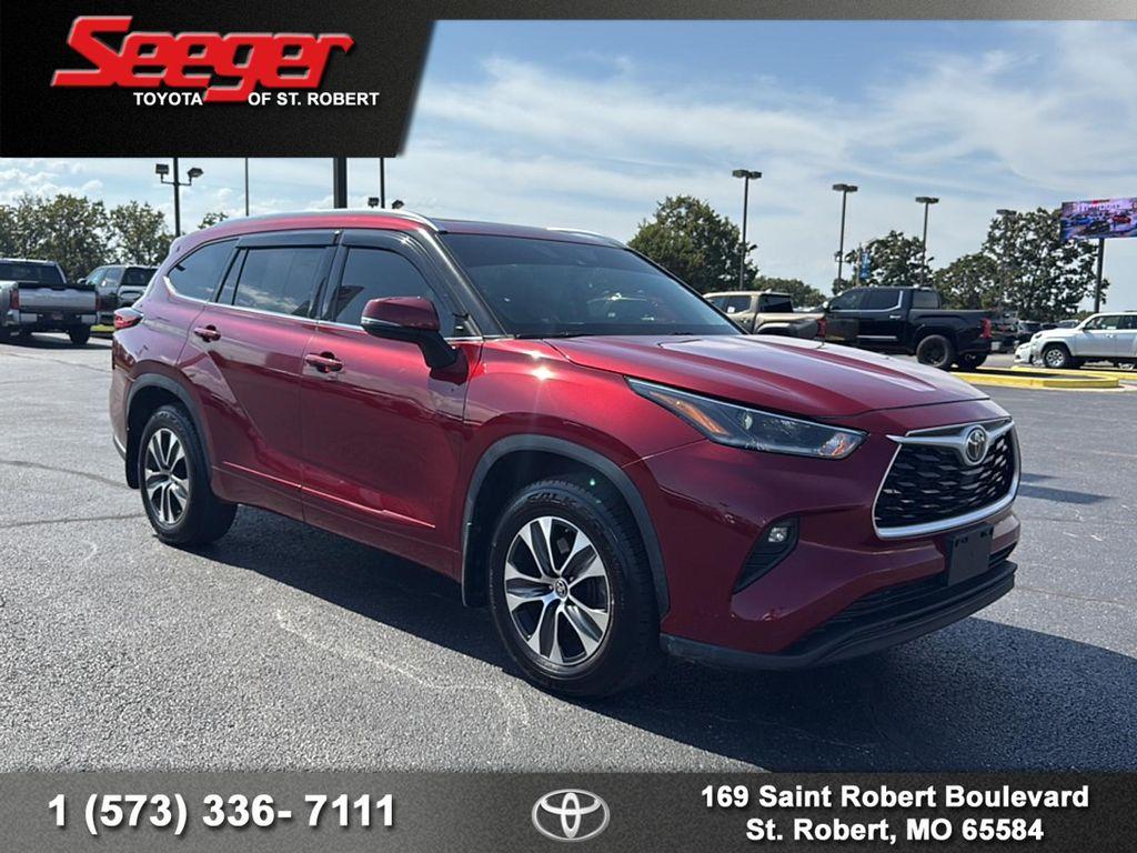 used 2021 Toyota Highlander car, priced at $31,983