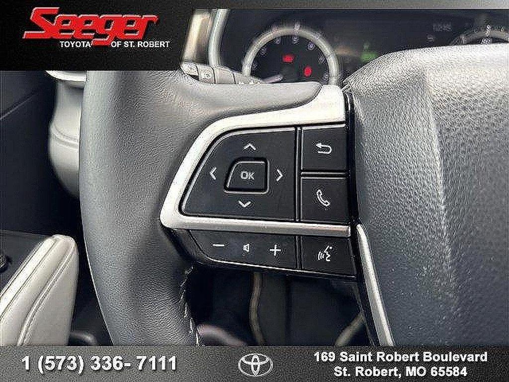 used 2023 Toyota Highlander car, priced at $36,983