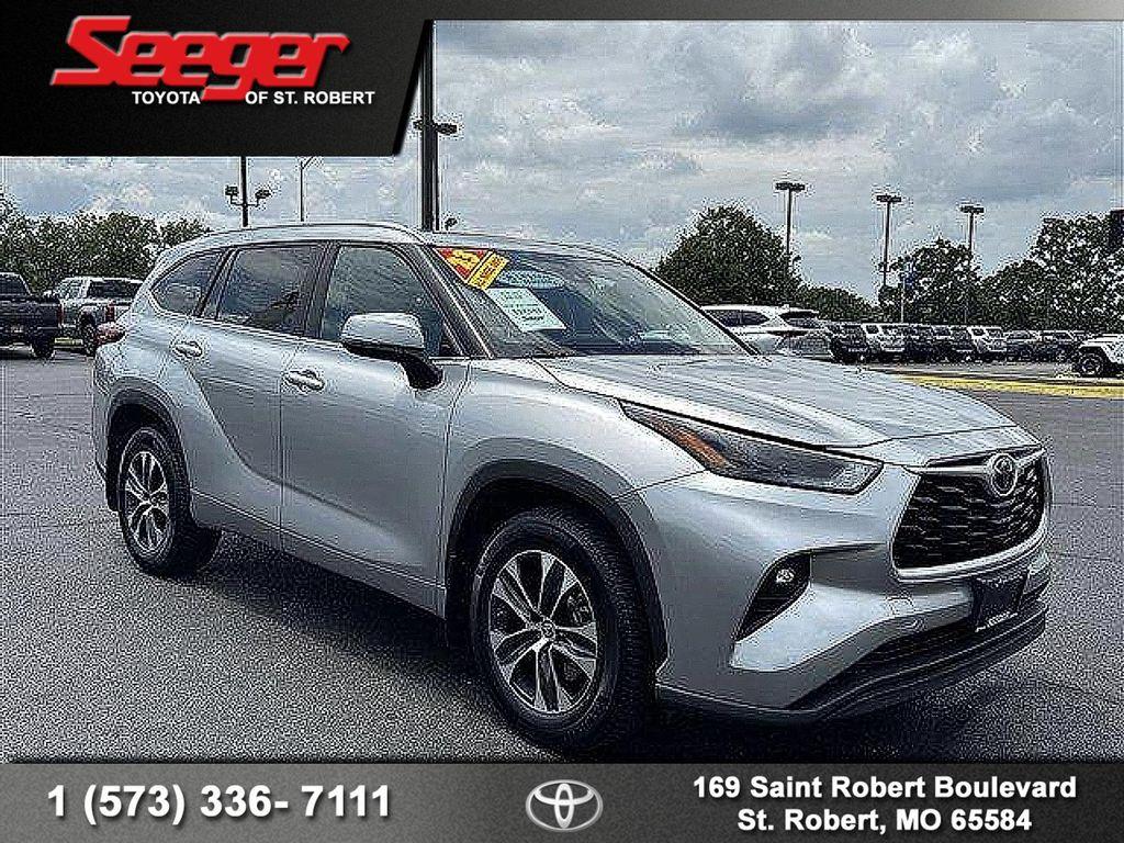 used 2023 Toyota Highlander car, priced at $36,983