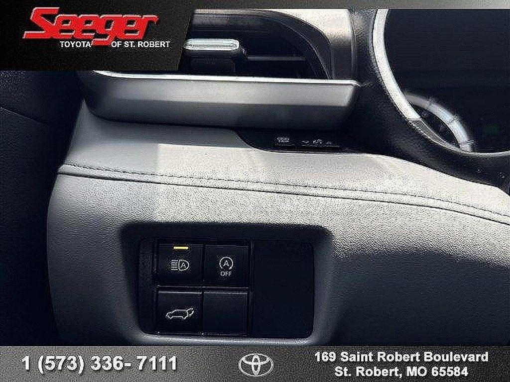 used 2023 Toyota Highlander car, priced at $36,983
