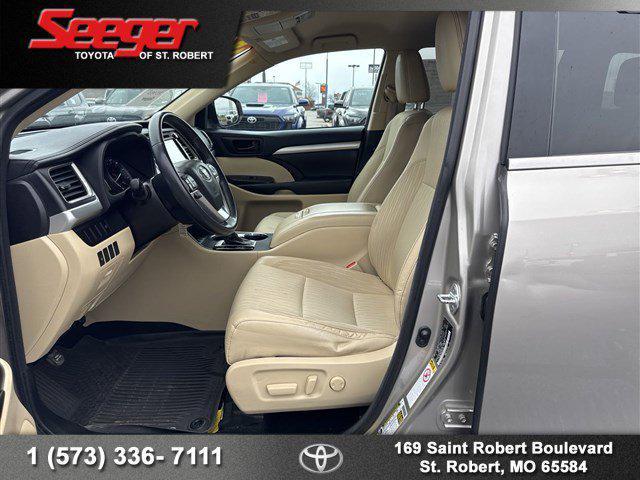 used 2016 Toyota Highlander car, priced at $15,983