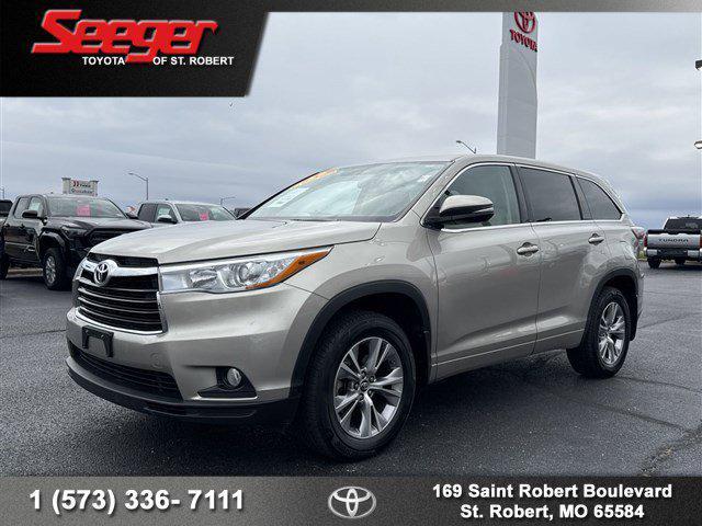 used 2016 Toyota Highlander car, priced at $15,983