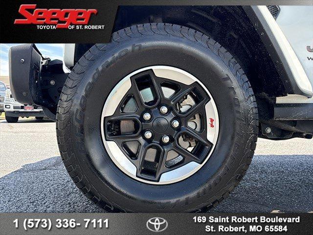 used 2018 Jeep Wrangler Unlimited car, priced at $32,983