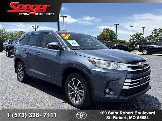 used 2017 Toyota Highlander car, priced at $18,483