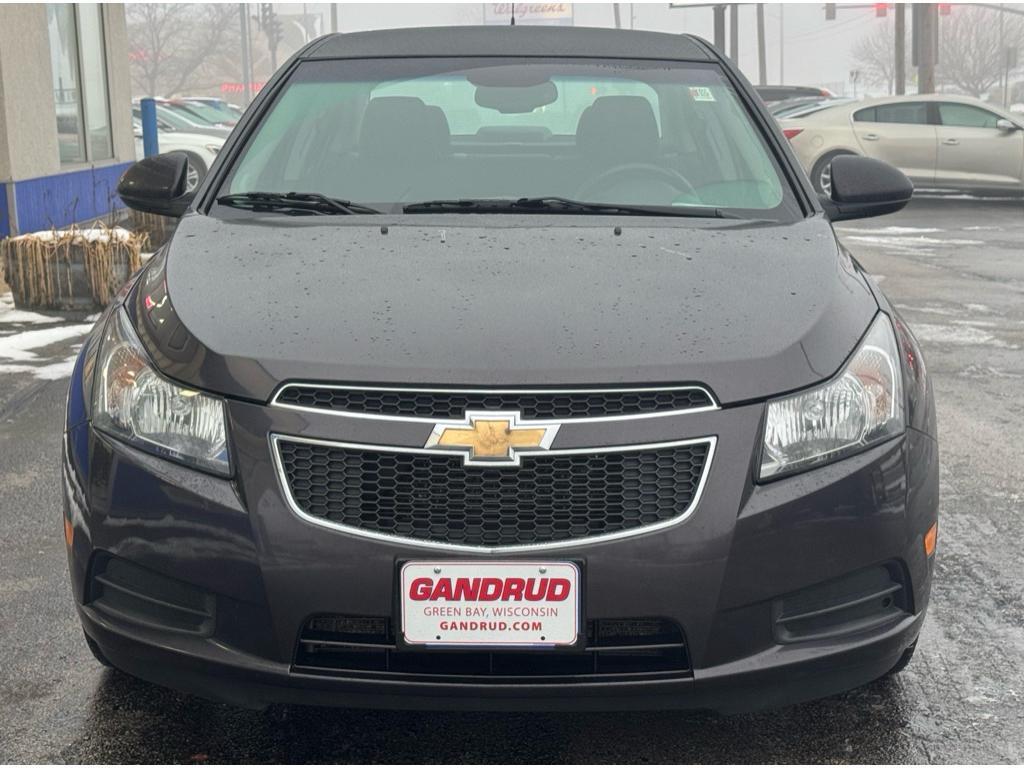 used 2014 Chevrolet Cruze car, priced at $8,900