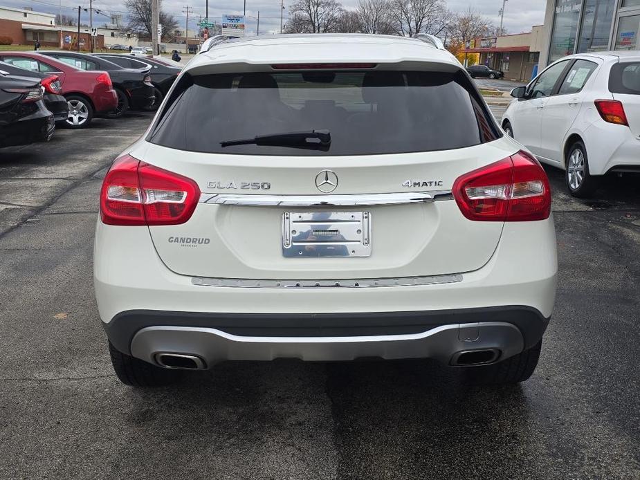 used 2018 Mercedes-Benz GLA 250 car, priced at $17,900