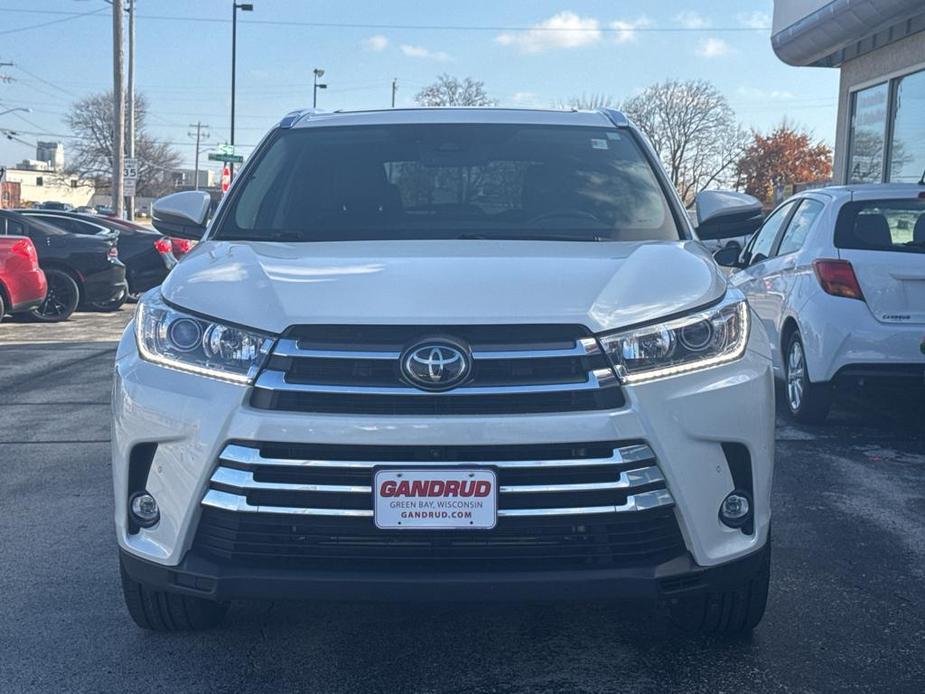 used 2019 Toyota Highlander car, priced at $29,200