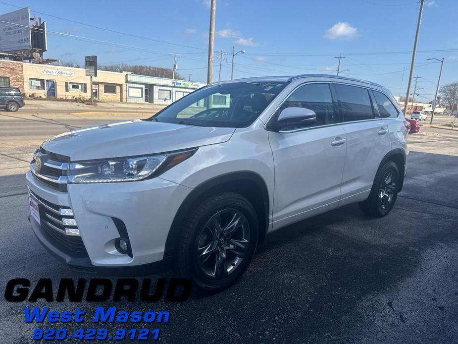 used 2019 Toyota Highlander car, priced at $29,200