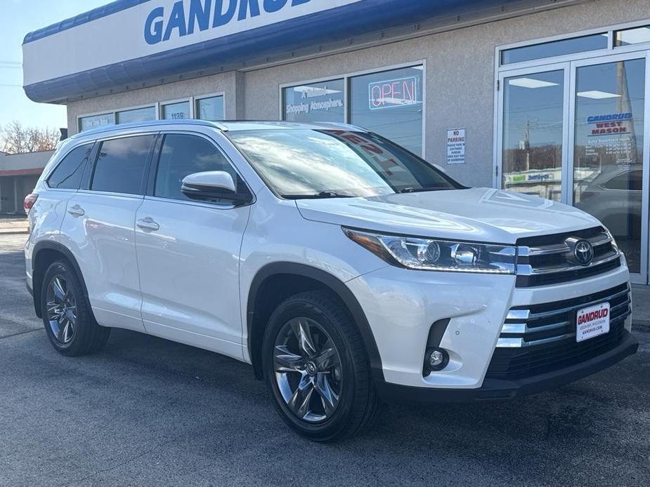 used 2019 Toyota Highlander car, priced at $29,200