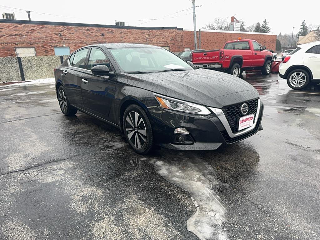 used 2021 Nissan Altima car, priced at $18,900