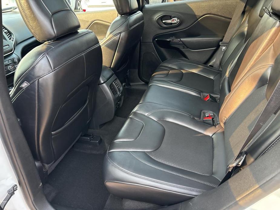 used 2019 Jeep Cherokee car, priced at $17,200