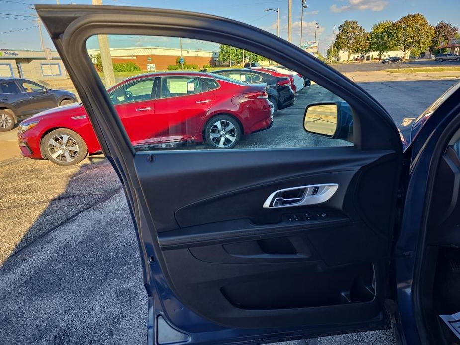 used 2017 Chevrolet Equinox car, priced at $13,700