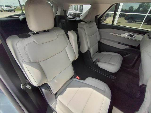 new 2025 Ford Explorer car, priced at $49,155