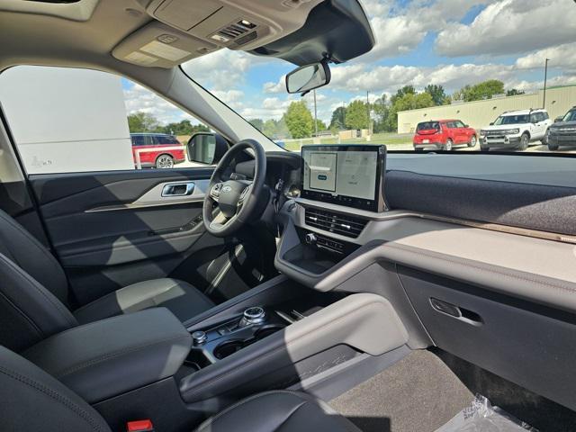 new 2025 Ford Explorer car, priced at $50,915