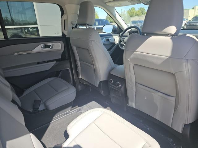 new 2025 Ford Explorer car, priced at $50,015