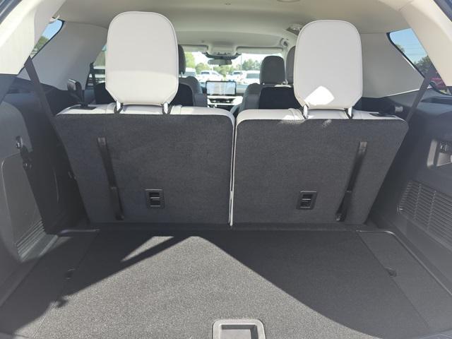 new 2025 Ford Explorer car, priced at $50,015