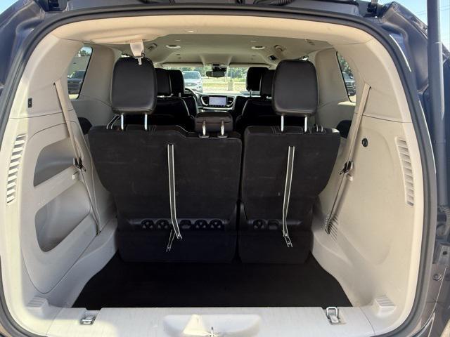 used 2023 Chrysler Pacifica car, priced at $24,787