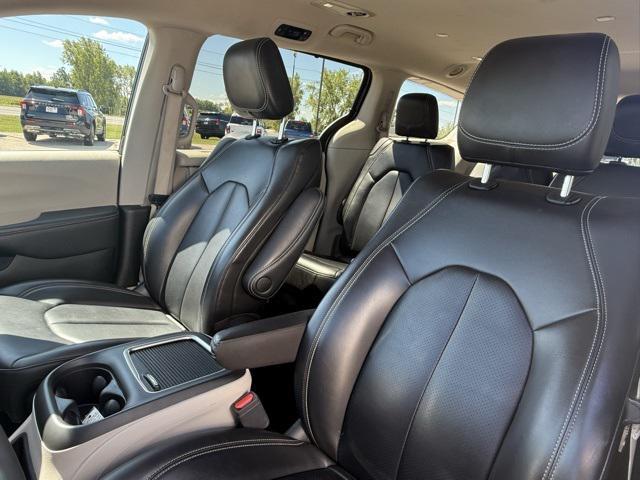 used 2023 Chrysler Pacifica car, priced at $24,787