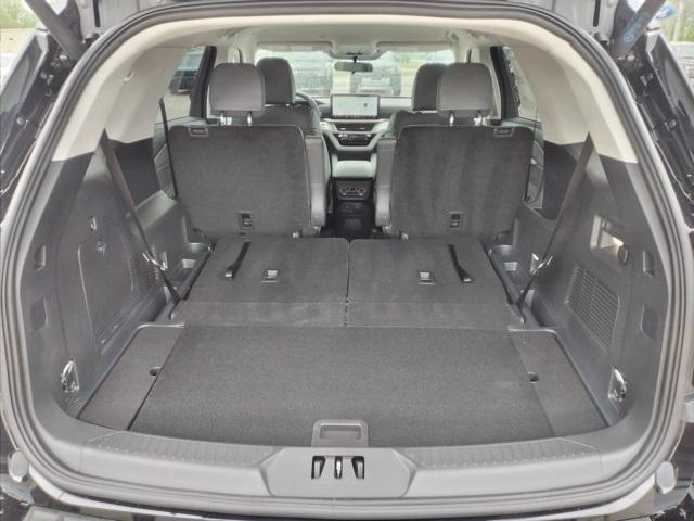 new 2025 Ford Explorer car, priced at $48,870