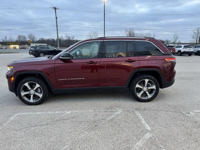 used 2023 Jeep Grand Cherokee car, priced at $33,368