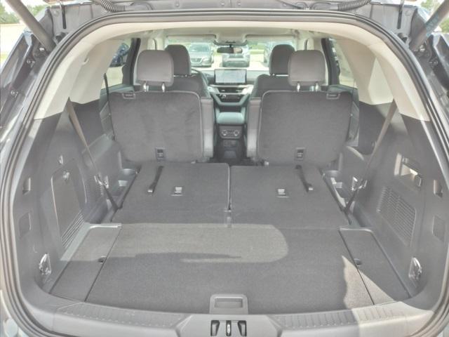 new 2025 Ford Explorer car, priced at $48,185