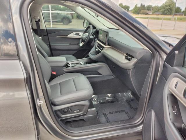new 2025 Ford Explorer car, priced at $48,185