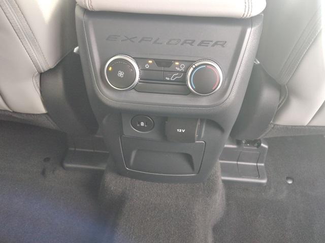 new 2025 Ford Explorer car, priced at $48,745