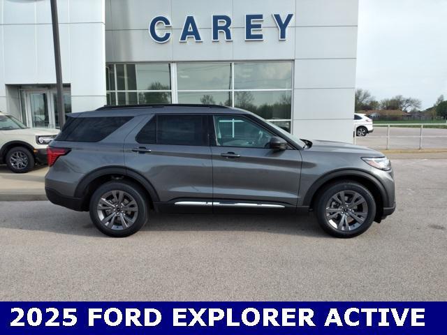new 2025 Ford Explorer car, priced at $48,745