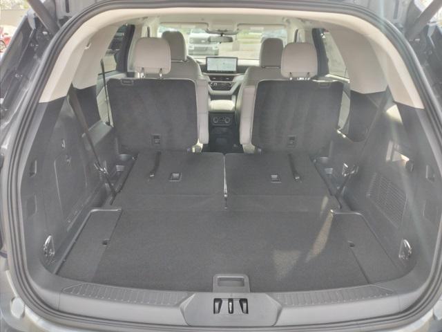 new 2025 Ford Explorer car, priced at $48,745