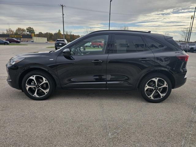used 2023 Ford Escape car, priced at $26,209