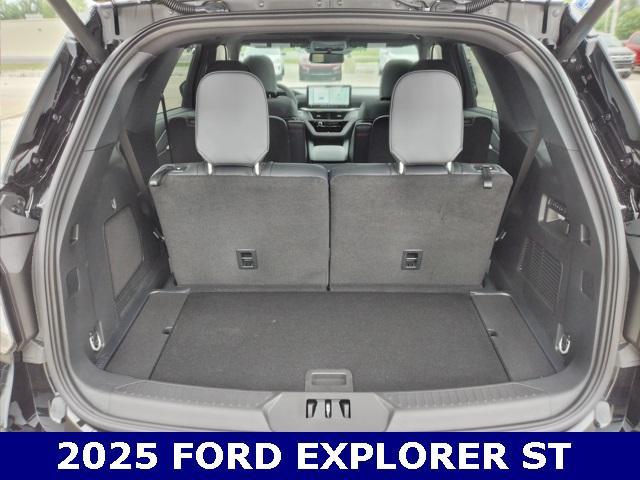 new 2025 Ford Explorer car, priced at $61,030