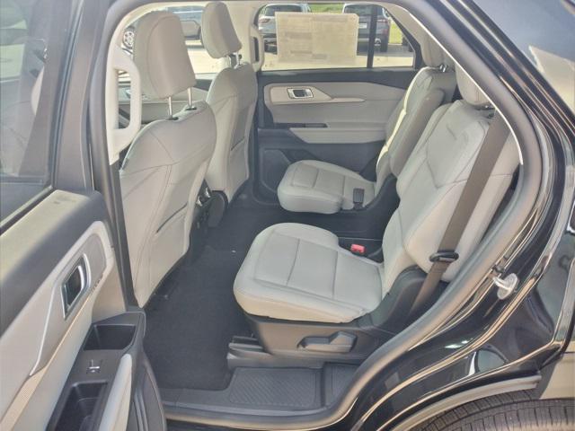 new 2025 Ford Explorer car, priced at $48,660