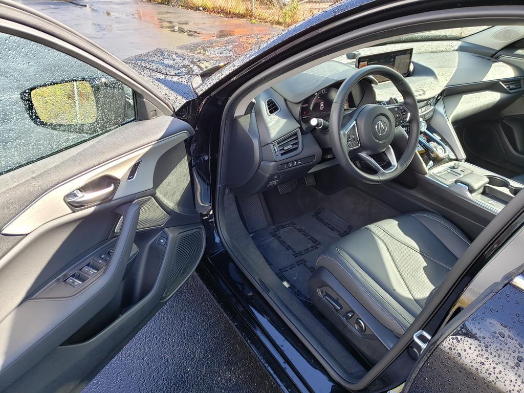 used 2025 Acura TLX car, priced at $40,971