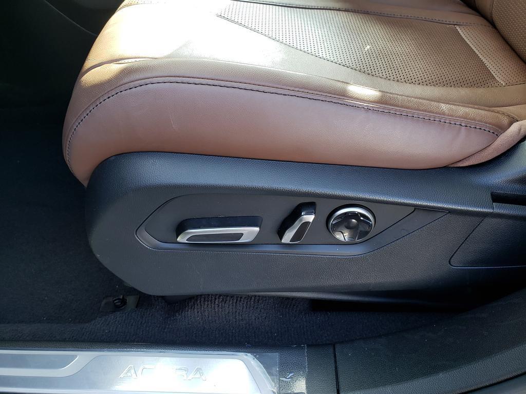 used 2022 Acura RDX car, priced at $35,891