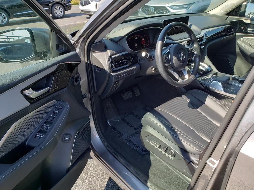 used 2023 Acura MDX car, priced at $43,981