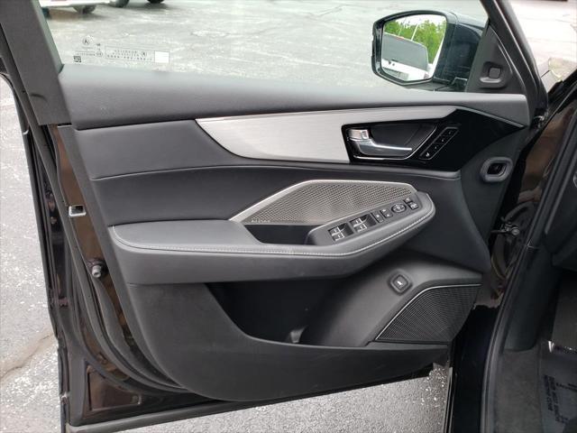 used 2023 Acura MDX car, priced at $41,891