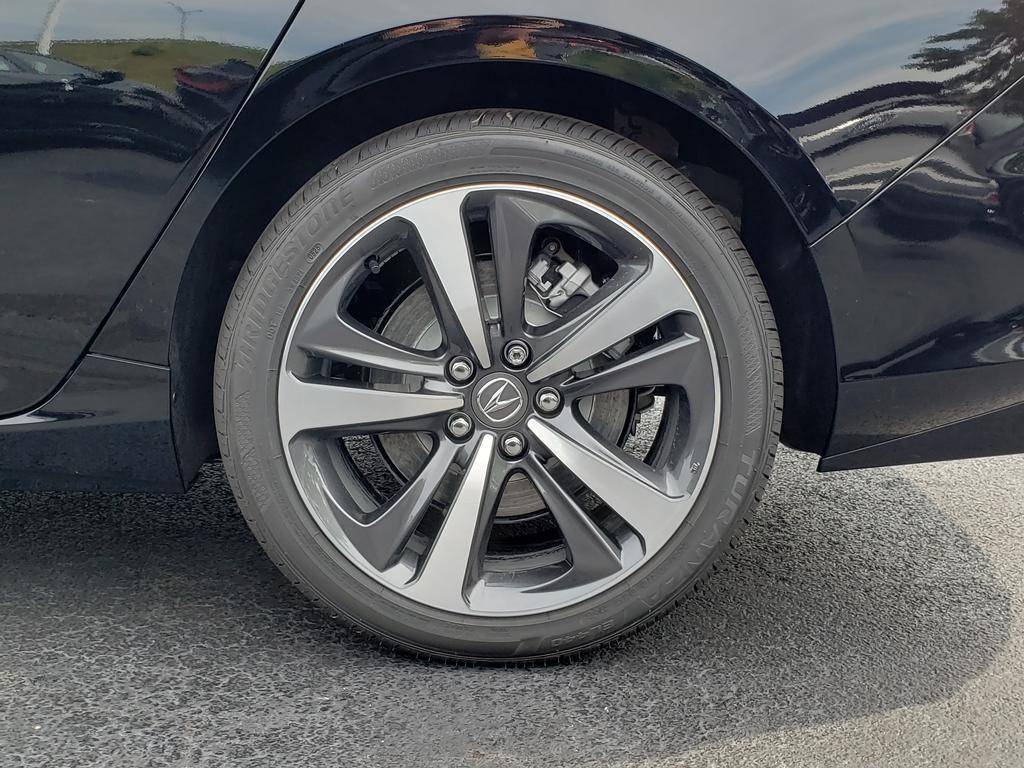 new 2025 Acura TLX car, priced at $47,195