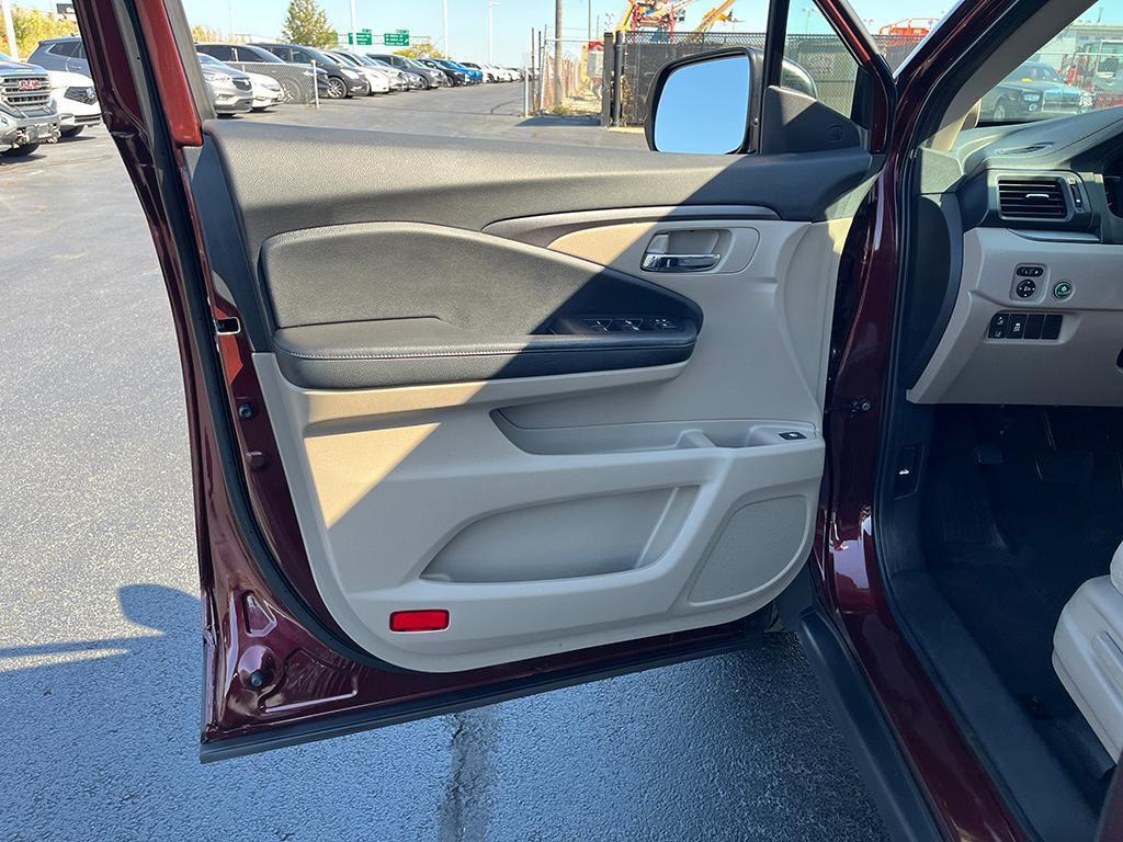 used 2019 Honda Pilot car, priced at $24,871