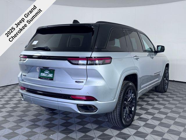 new 2025 Jeep Grand Cherokee car, priced at $54,934