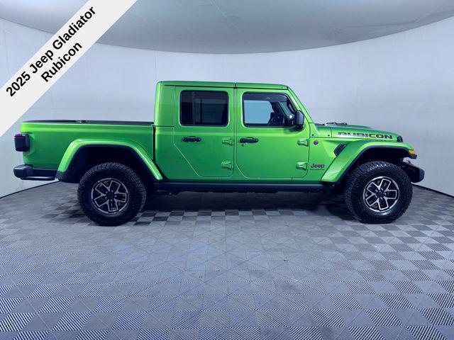 new 2025 Jeep Gladiator car, priced at $46,062