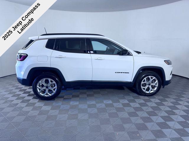 new 2025 Jeep Compass car, priced at $25,207