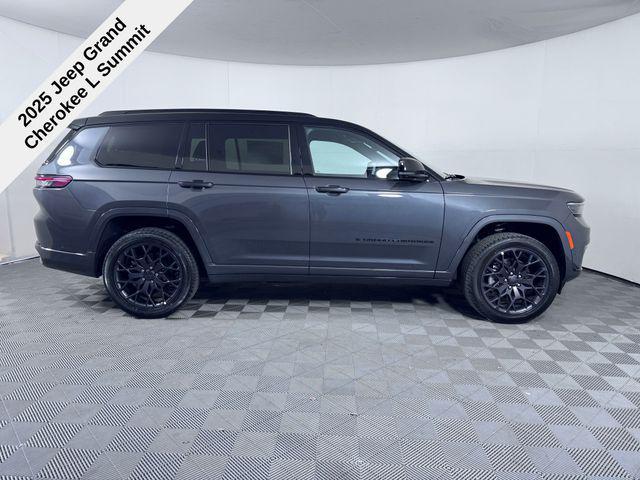new 2025 Jeep Grand Cherokee L car, priced at $55,887