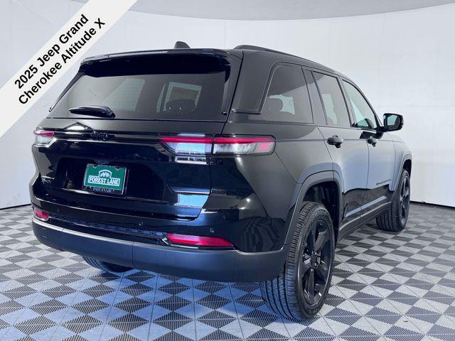 new 2025 Jeep Grand Cherokee car, priced at $40,781