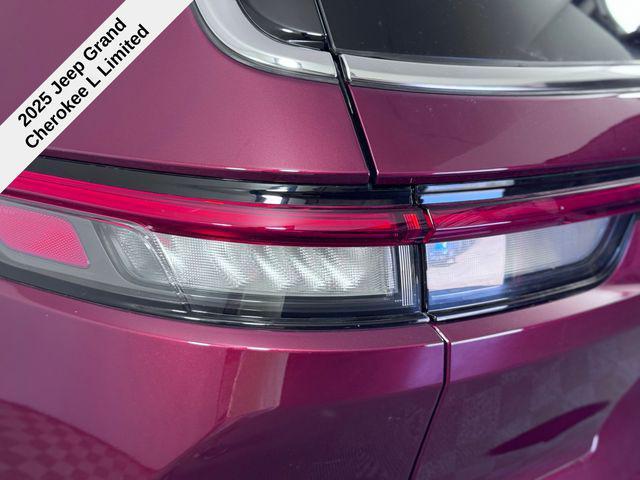 new 2025 Jeep Grand Cherokee L car, priced at $42,971