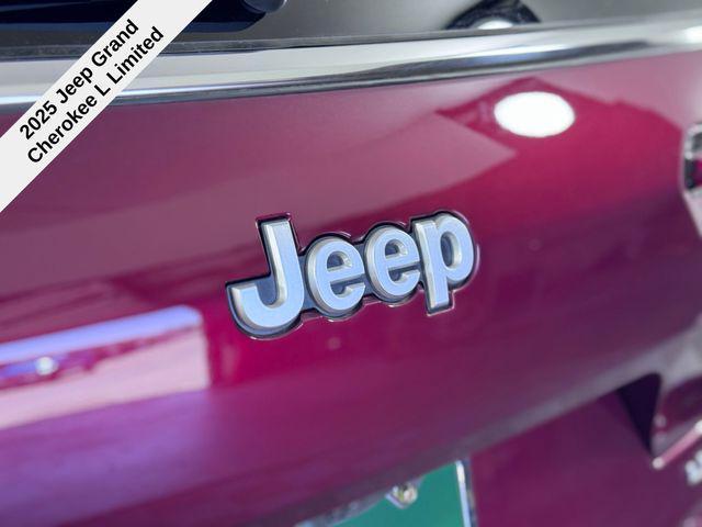 new 2025 Jeep Grand Cherokee L car, priced at $42,971