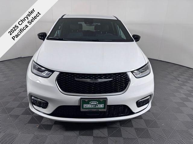 new 2025 Chrysler Pacifica car, priced at $37,706