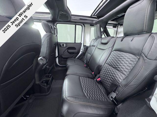 new 2025 Jeep Wrangler car, priced at $42,555