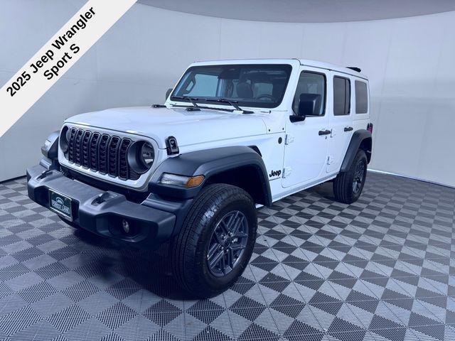 new 2025 Jeep Wrangler car, priced at $42,555